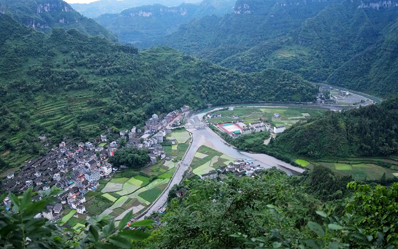 Aizhai Town.jpg