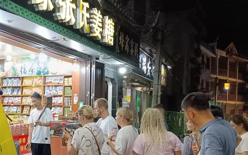 Zhangjiajie Travel Guide To Fenghuang Town.jpg