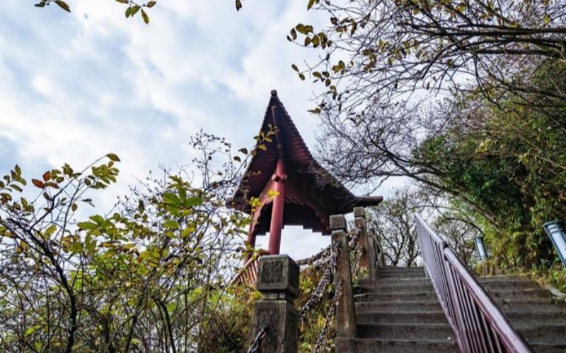 Longfeng Pavilion.jpg