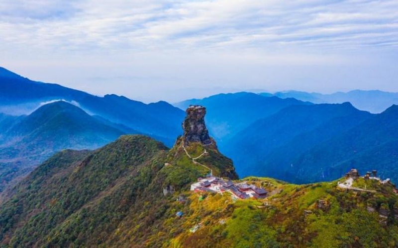 Fanjing Mountain in Guizhou.jpg