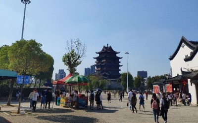 Guiyuan Temple2.jpg
