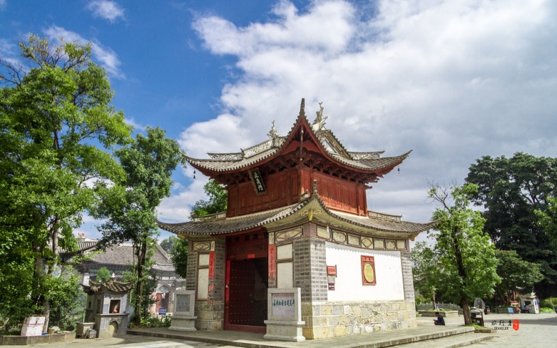 Xizhou Ancient Village.jpg