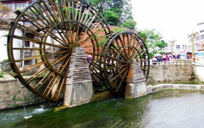 Lijiang Water Wheel.jpg